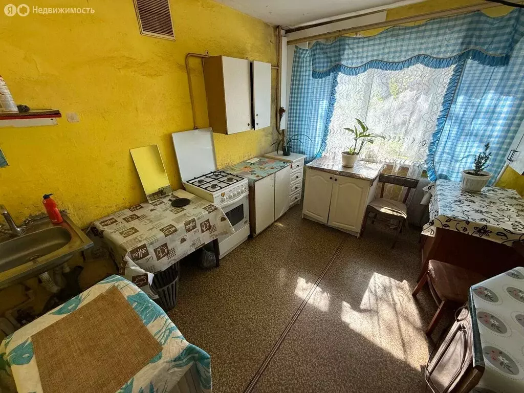1к в 5-комнатной квартире (13.7 м) - Фото 2