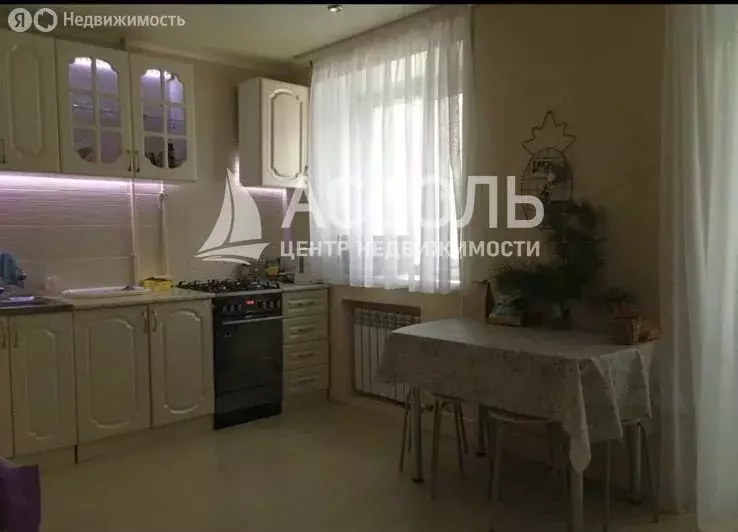 Квартира-студия: Омск, улица 6-я Линия, 167Б (32 м) - Фото 0