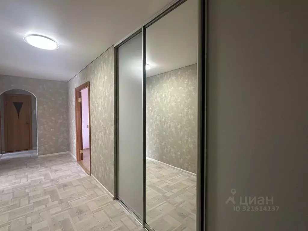 4-к кв. Челябинская область, Челябинск ул. Косарева, 18 (84.2 м) - Фото 0