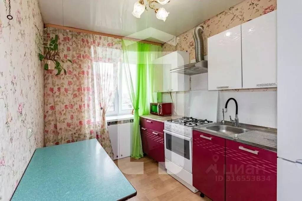 3-к кв. Свердловская область, Екатеринбург Вторчермет жилрайон, ул. ... - Фото 0