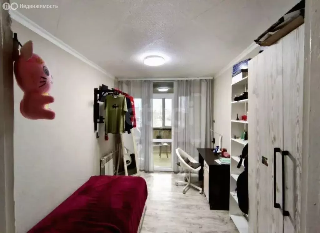 3-комнатная квартира: Евпатория, улица 60 лет ВЛКСМ, 8 (57.9 м) - Фото 2