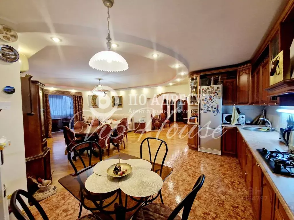 3-к кв. Саратовская область, Саратов ул. Имени И.В. Мичурина, 144/148 ... - Фото 1