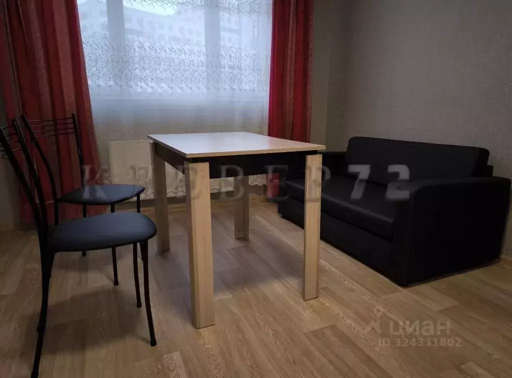 1-к кв. Тюменская область, Тюмень ул. Первооткрывателей, 10 (37.7 м) - Фото 1