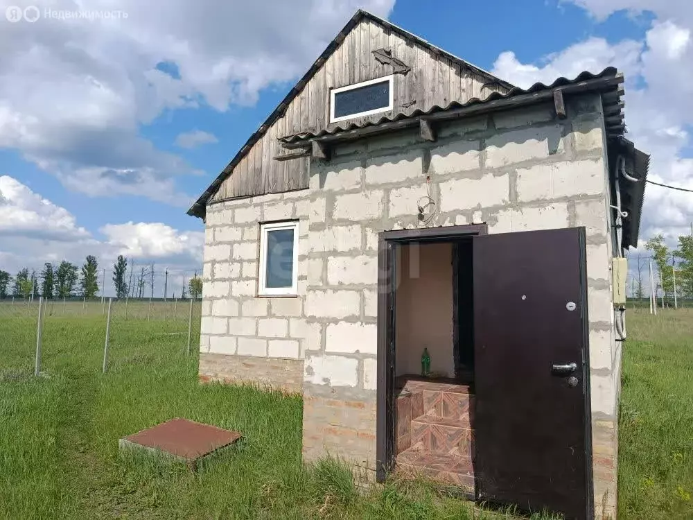 Дом в Белгородская область, рабочий посёлок Волоконовка, микрорайон ... - Фото 2