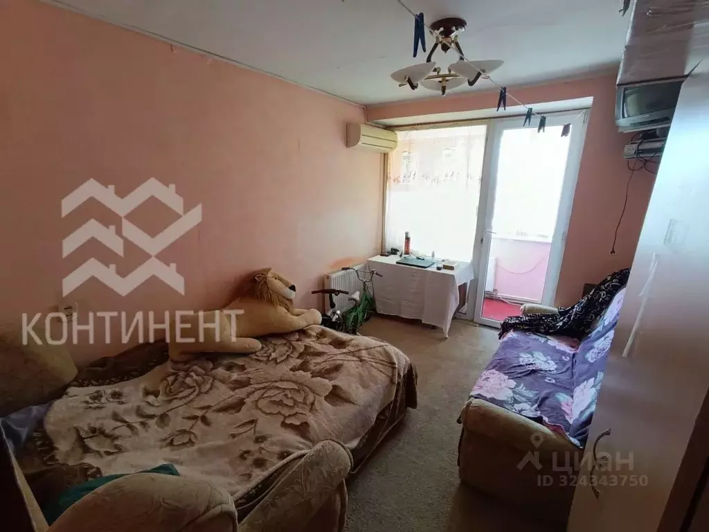 2-к кв. Крым, Евпатория городской округ, Заозерное пгт ул. Аллея ... - Фото 1