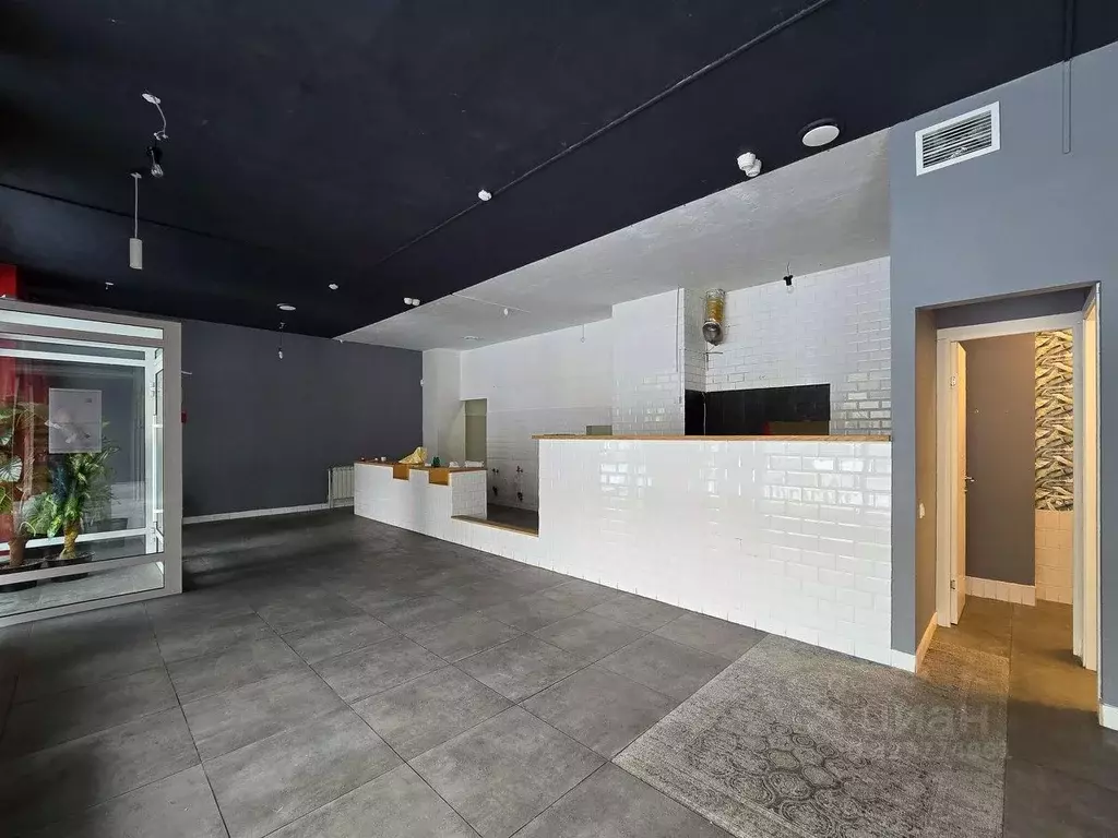 Помещение свободного назначения в Свердловская область, Екатеринбург ... - Фото 2