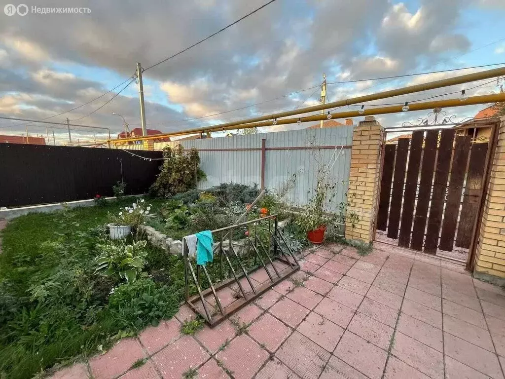 Дом в Новосемейкино, посёлок городского типа Новосемейкино, ... - Фото 2