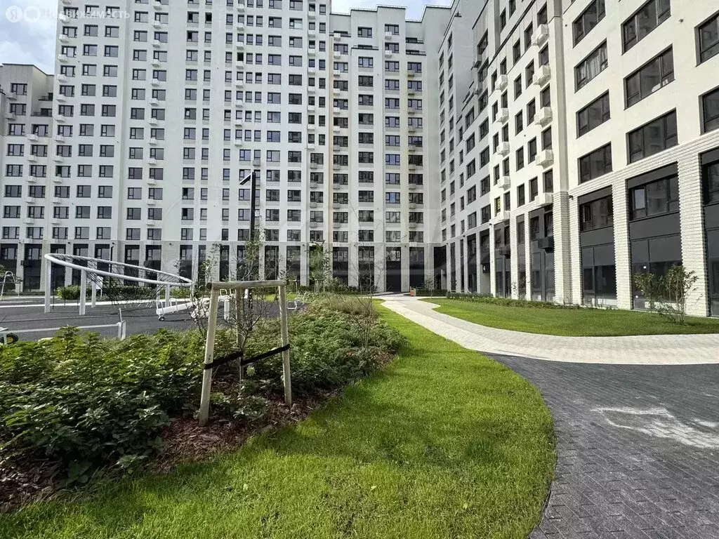 1-комнатная квартира: Тюмень, улица Евгения Войнова, 3 (39.8 м) - Фото 1