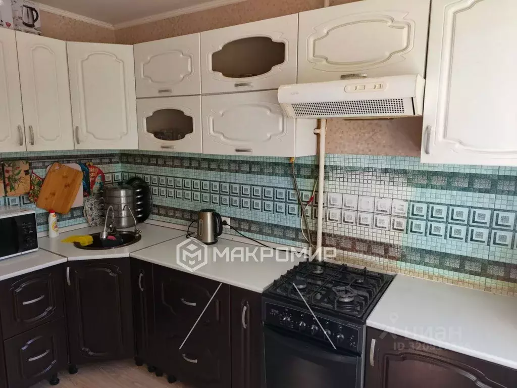 3-к кв. Орловская область, Орел Паровозная ул., 60 (66.9 м) - Фото 1
