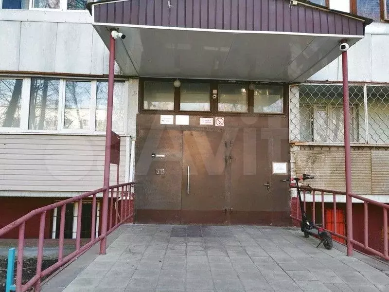 Комната 11,8 м в 3-к., 1/14 эт. - Фото 0