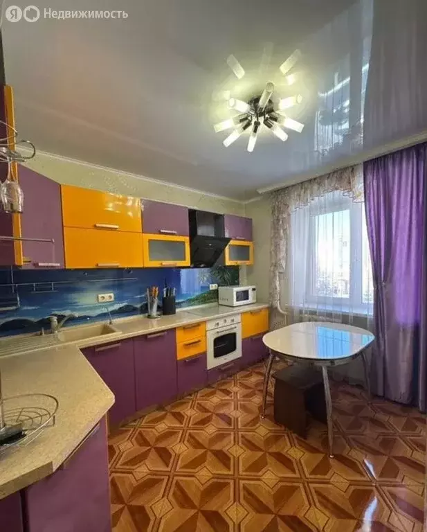 2-комнатная квартира: Тюмень, улица Елизарова, 6 (75 м) - Фото 2