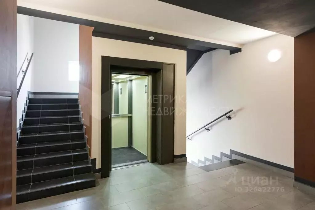 1-к кв. Тюменская область, Тюмень ул. Федюнинского, 30к1 (40.0 м) - Фото 1