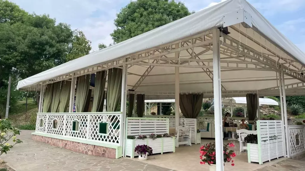 Торговая площадь в Краснодарский край, Геленджик городской округ, с. ... - Фото 1