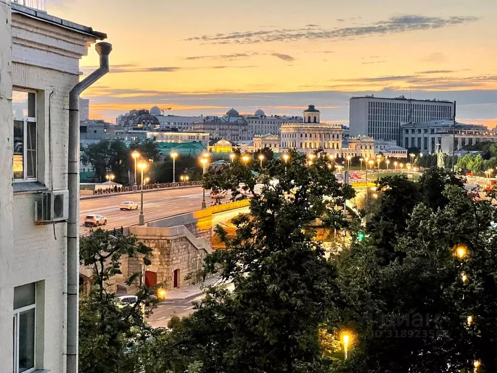 3-к кв. Москва ул. Серафимовича, 5/16 (63.0 м) - Фото 0