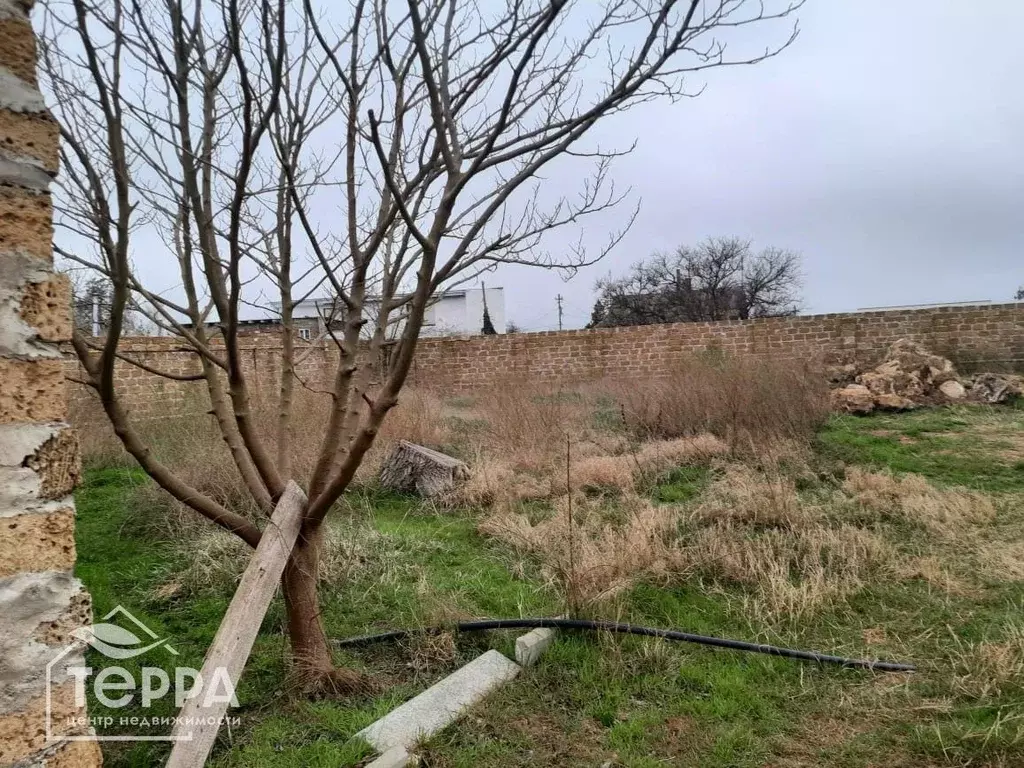 Участок в Крым, Сакский район, с. Суворовское ул. Школьная, 6 (8.42 ... - Фото 1