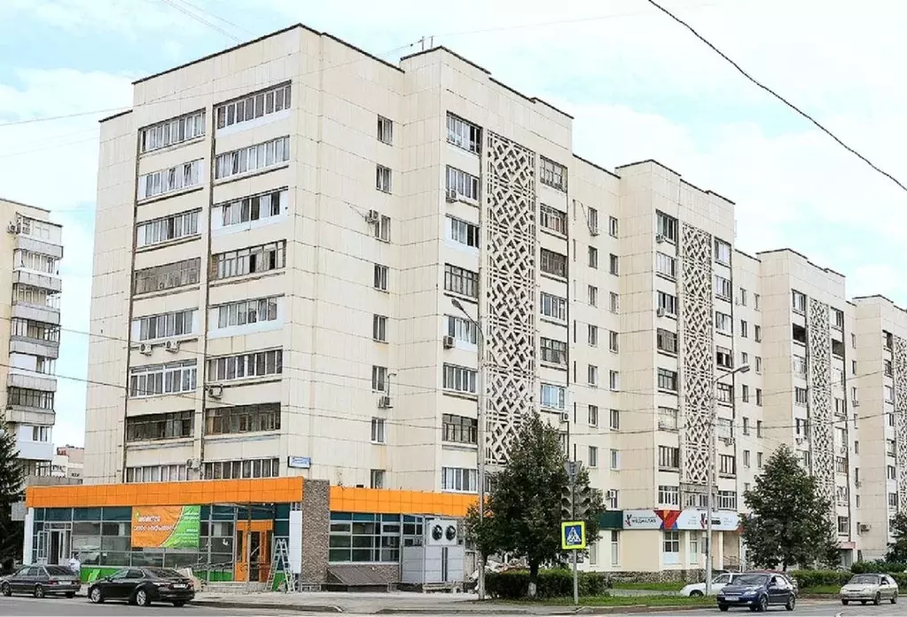 2-к кв. Башкортостан, Уфа ул. Кирова, 44 (60.0 м) - Фото 1