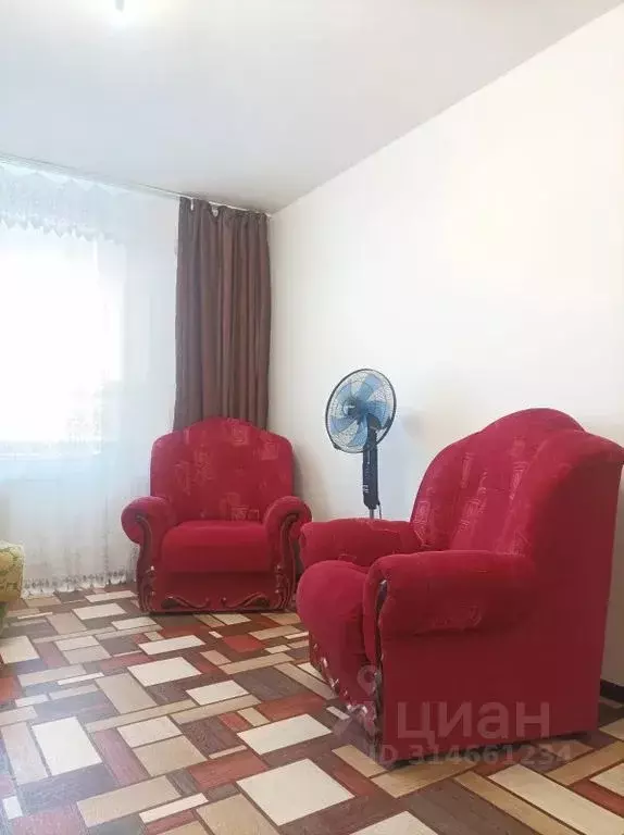 1-к кв. Алтайский край, Новоалтайск ул. Ушакова, 12 (35.0 м) - Фото 1