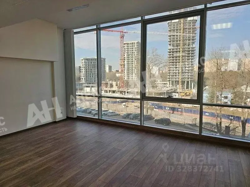 Помещение свободного назначения в Москва Верейская ул., 17 (129 м) - Фото 0