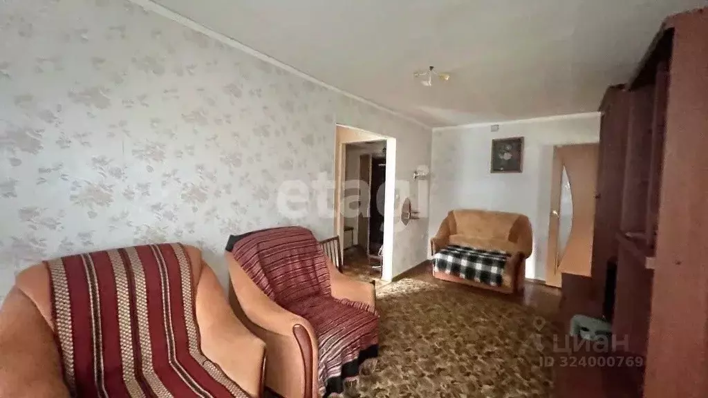 3-к кв. Ленинградская область, Кириши ул. Мира, 7 (41.0 м) - Фото 1