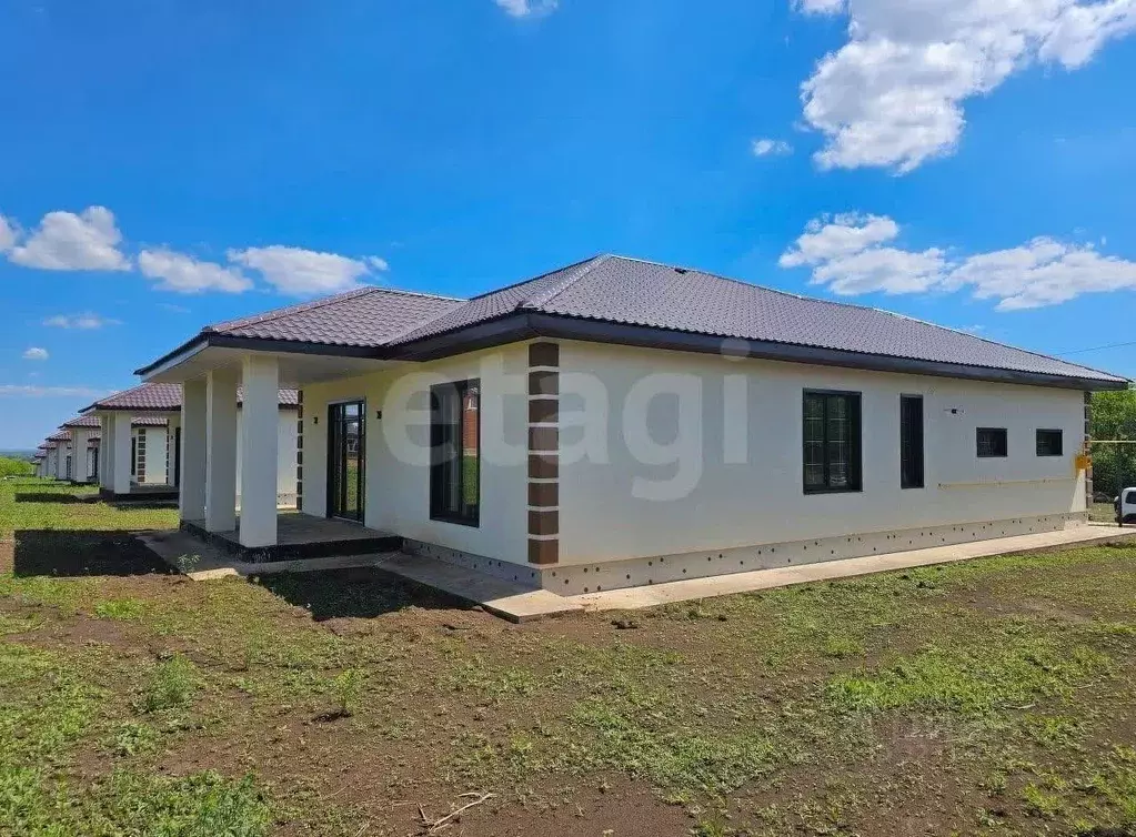 Дом в Оренбургская область, Оренбургский район, с. Подгородняя ... - Фото 2