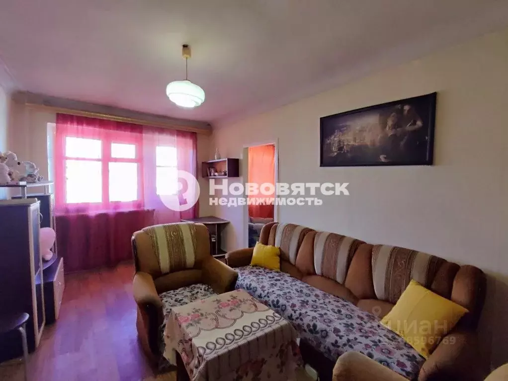 2-к кв. Кировская область, Киров Московская ул., 40 (42.0 м) - Фото 1