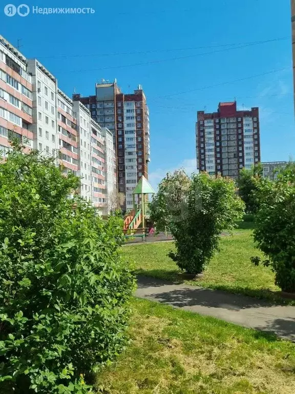 3-комнатная квартира: Кемерово, Комсомольский проспект, 53 (64.1 м) - Фото 0