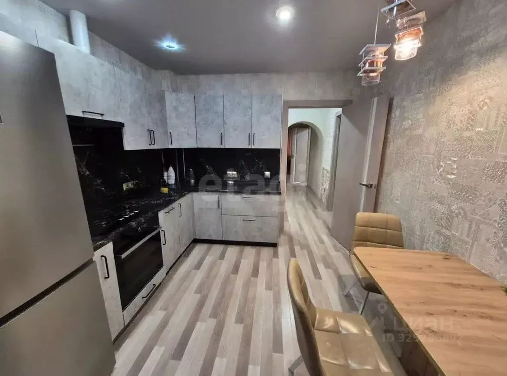 2-к кв. Калужская область, Калуга ул. Поле Свободы, 105 (58.0 м) - Фото 2