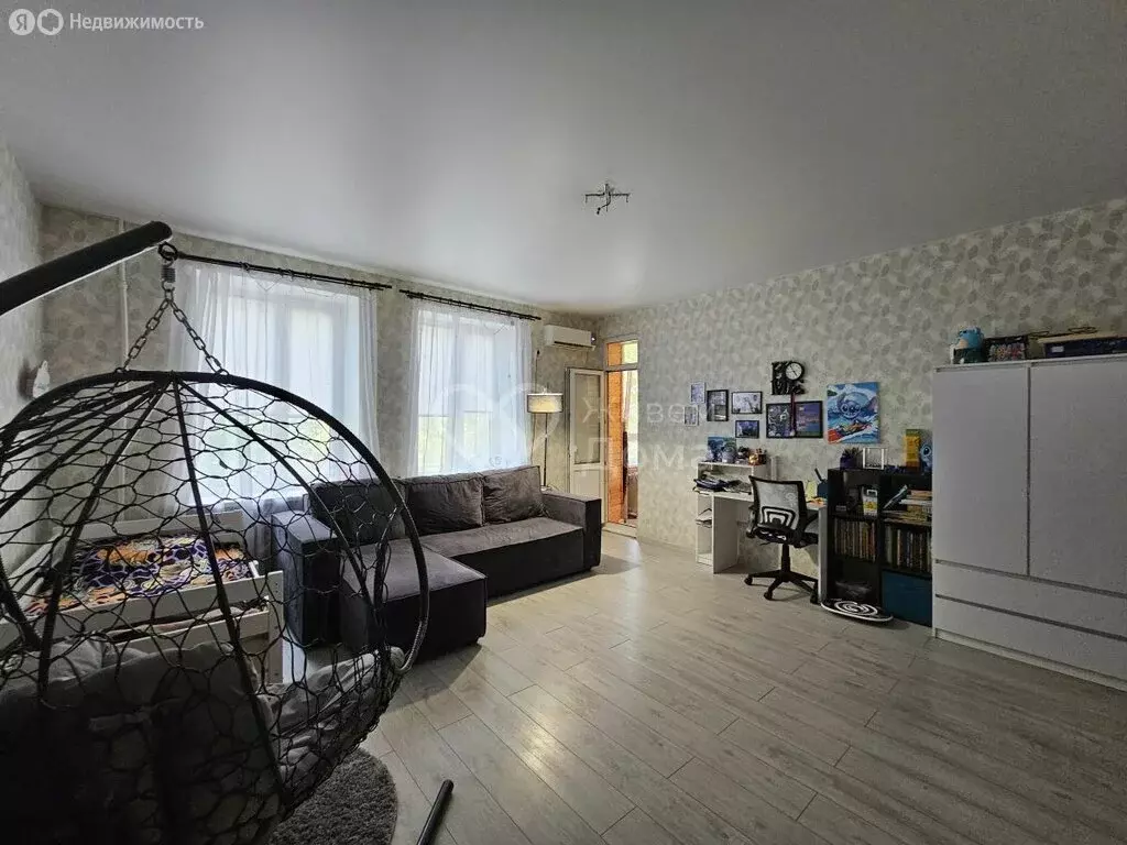 3-комнатная квартира: Волгоград, Запорожская улица, 4 (78 м) - Фото 0