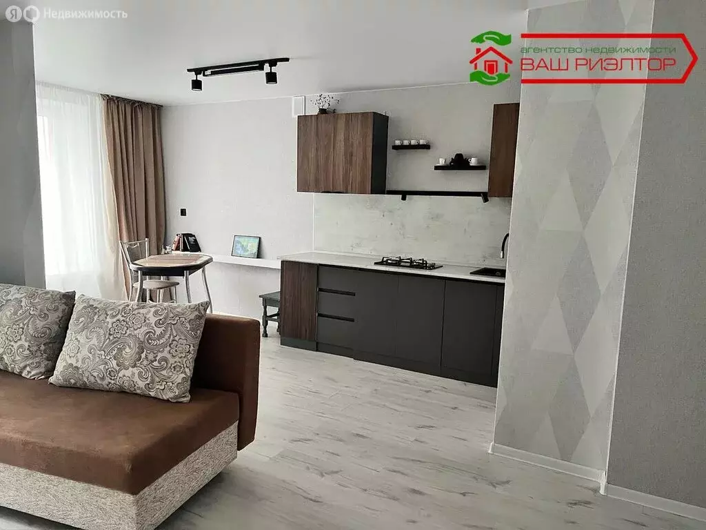 Квартира-студия: Саратов, улица имени Евгения Долгина, 4 (40 м) - Фото 1