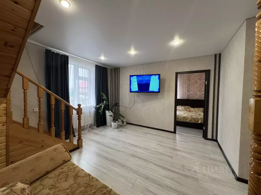 Дом в Башкортостан, Чишминский район, с. Еремеево ул. Галикеева, 13 ... - Фото 1