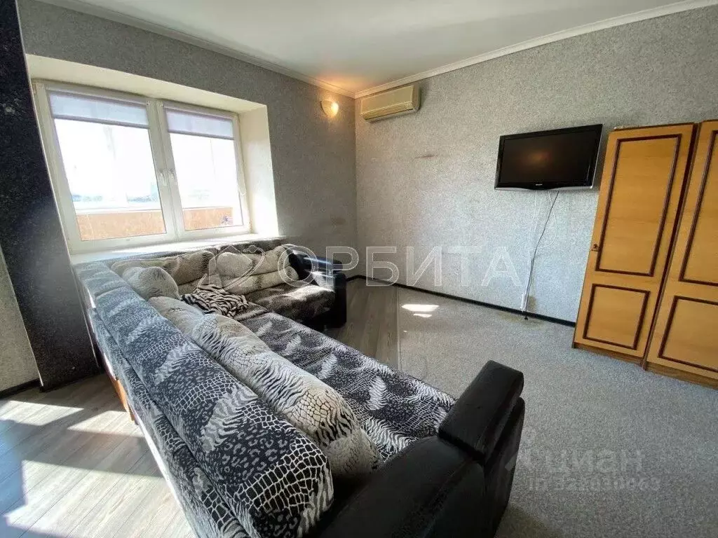 Студия Тюменская область, Тюмень ул. Чернышевского, 2бк12 (42.1 м) - Фото 1