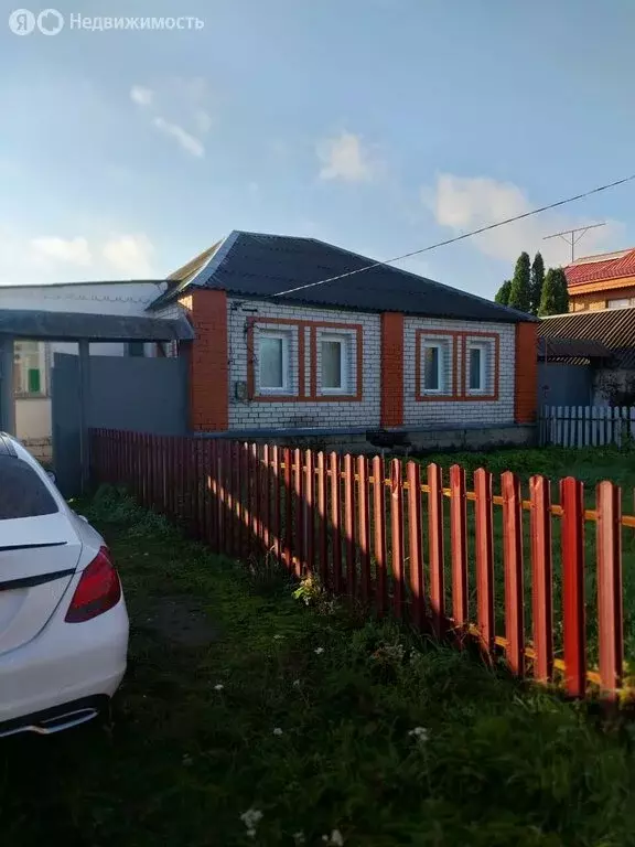 Дом в Старооскольский городской округ, село Бочаровка, улица Долгих, ... - Фото 2