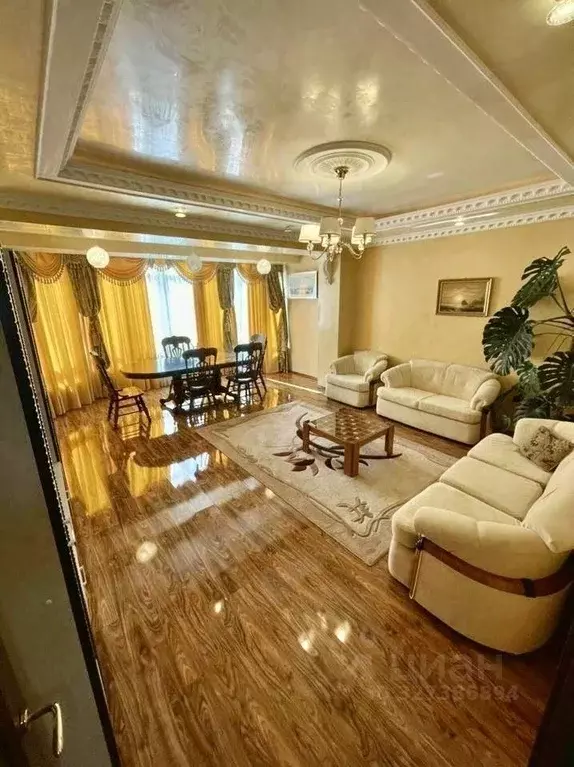 4-к кв. Крым, Симферополь ул. Луговая, 4к2 (180.0 м) - Фото 1