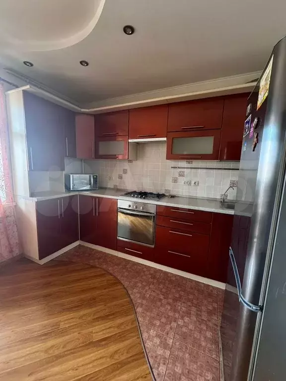 1-к. квартира, 38 м, 4/10 эт. - Фото 1