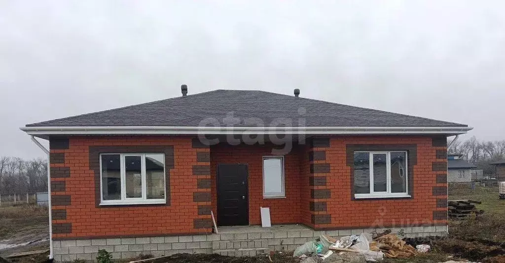 Дом в Белгородская область, Белгородский район, с. Стрелецкое ул. ... - Фото 1