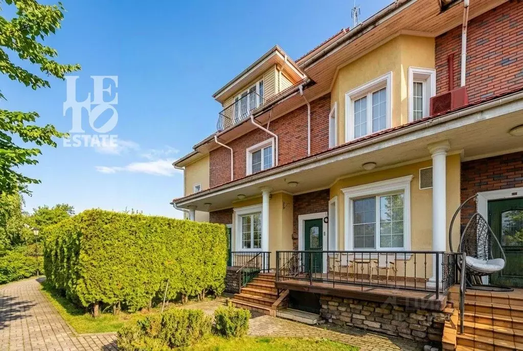 Таунхаус в Московская область, Красногорск городской округ, с. ... - Фото 1