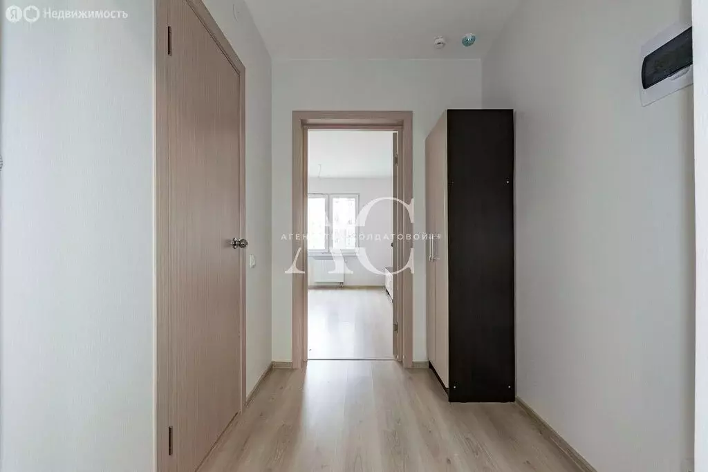 Квартира-студия: Екатеринбург, улица Евгения Савкова, 17Б (21.9 м) - Фото 1