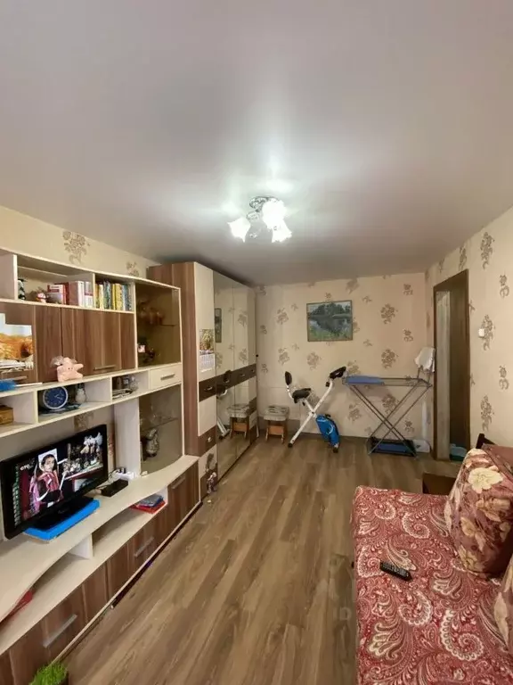 1-к кв. Удмуртия, Ижевск Школьная ул., 52 (30.1 м) - Фото 1