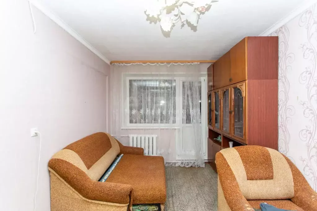 1-к кв. Тюменская область, Тобольск 7А мкр, 26 (30.0 м) - Фото 0