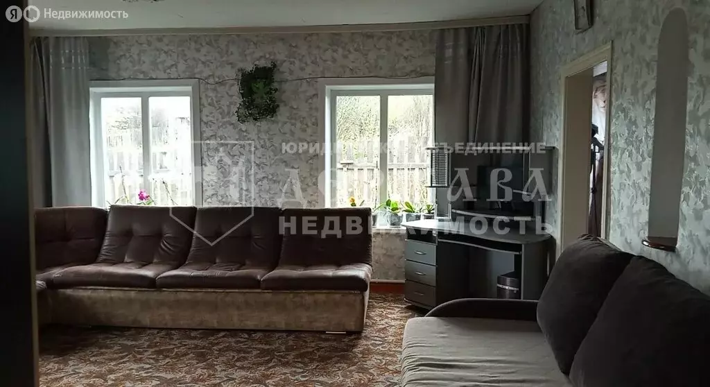 Дом в Ленинск-Кузнецкий, улица Туснолобовой (90 м) - Фото 0