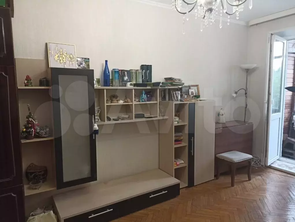 Комната 18 м в 3-к., 4/5 эт. - Фото 1