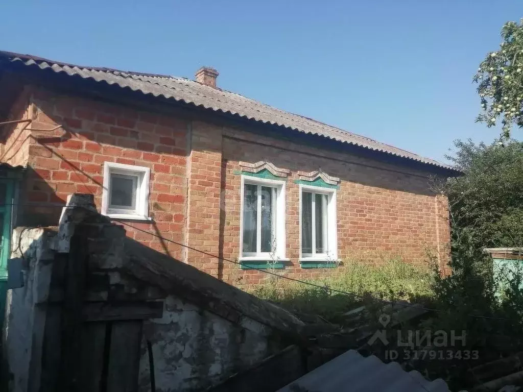 Дом в Белгородская область, Валуйский муниципальный округ, с. ... - Фото 1
