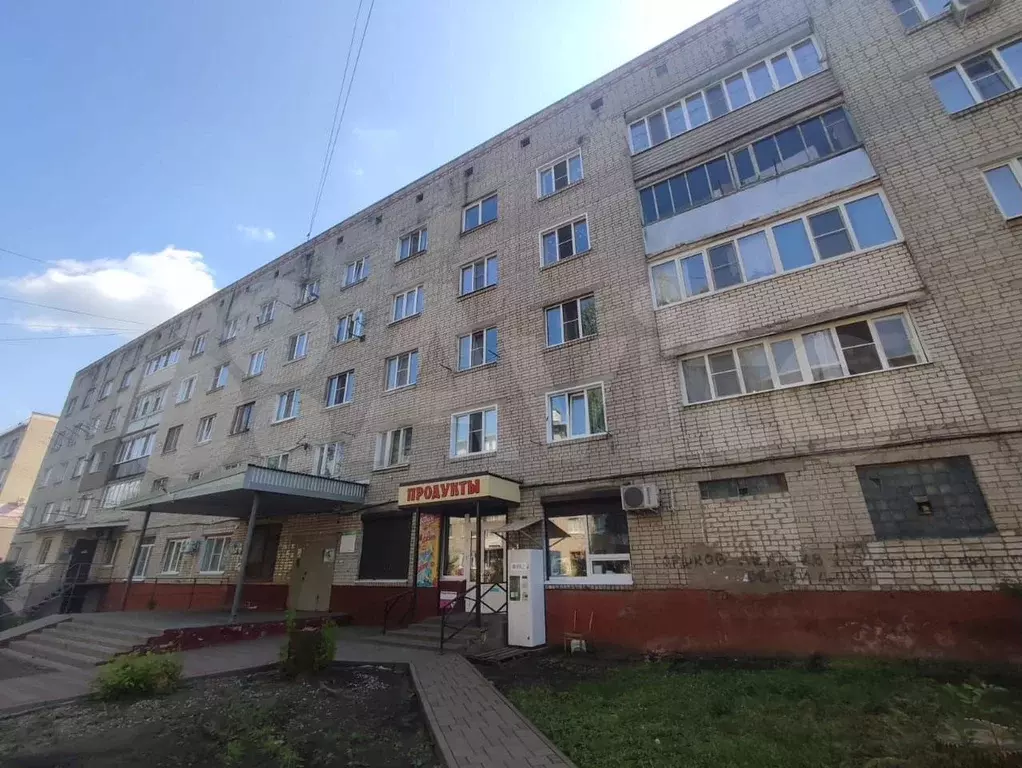 Комната 18,3 м в 8-к., 2/5 эт. - Фото 0