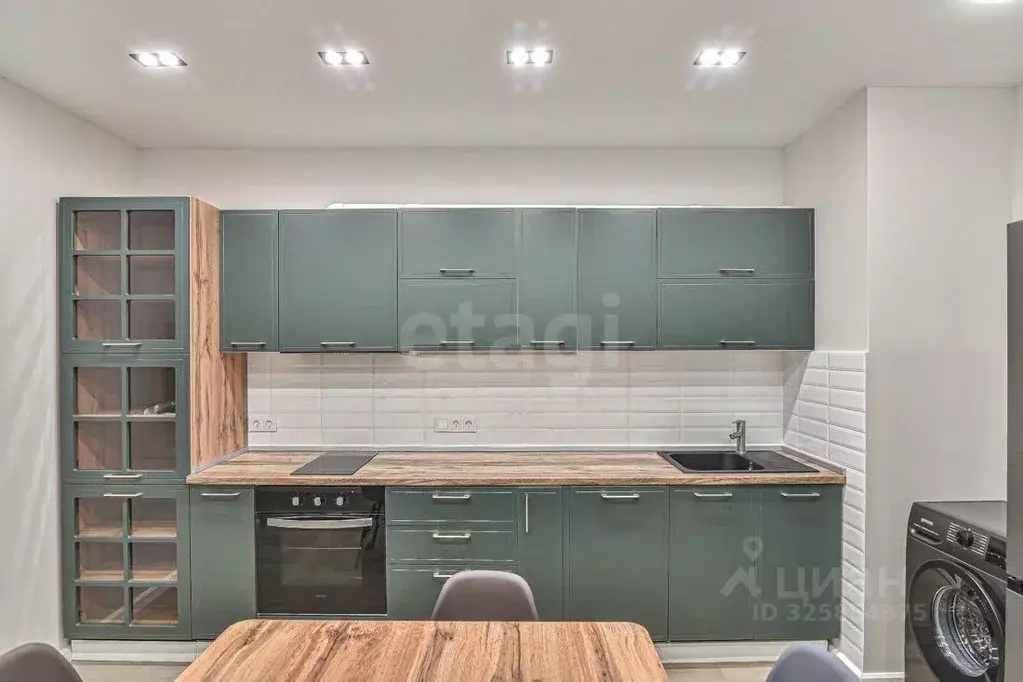 3-к кв. Сахалинская область, Южно-Сахалинск просп. Мира, 298 (69.0 м) - Фото 1