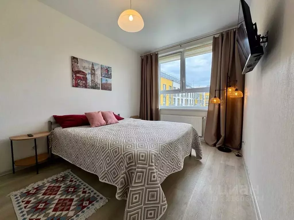 1-к кв. Тюменская область, Тюмень ул. Монтажников, 44 (35.0 м) - Фото 0