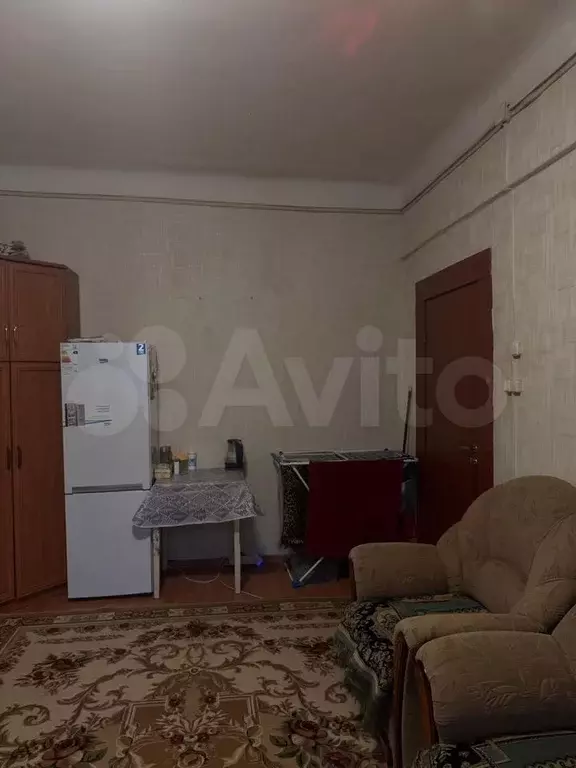 Комната 18,9 м в 3-к., 1/3 эт. - Фото 0