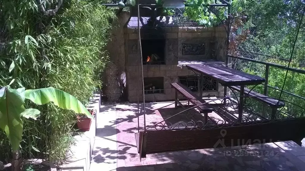 Дом в Крым, Ялта муниципальный округ, Гаспра пгт ул. Маратовская, 28 ... - Фото 0