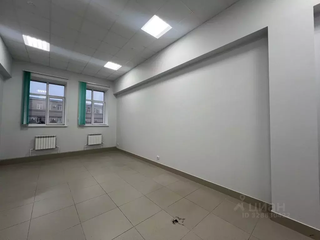 Офис в Татарстан, Казань ул. Мазита Гафури, 50к5 (75 м) - Фото 1