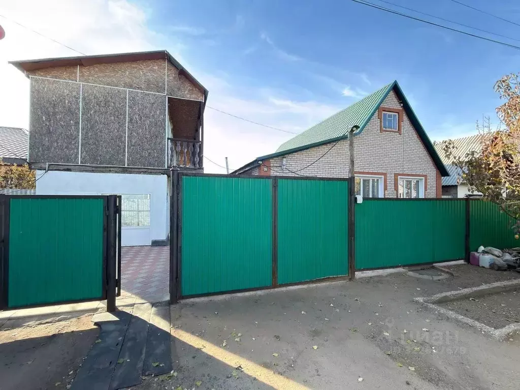 Дом в Оренбургская область, Соль-Илецк Архитектурная ул., 29 (100 м) - Фото 2