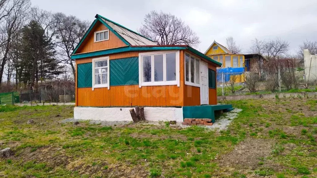 Дом в Приморский край, Надеждинский район, Автомобилист-3 СНТ  (30 м) - Фото 1